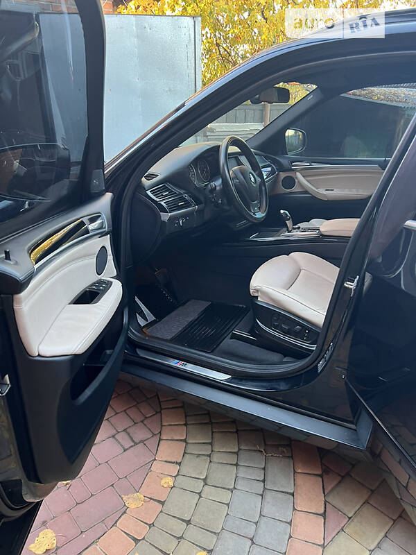 Позашляховик / Кросовер BMW X5 2010 в Краснокутську