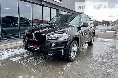 Позашляховик / Кросовер BMW X5 2015 в 