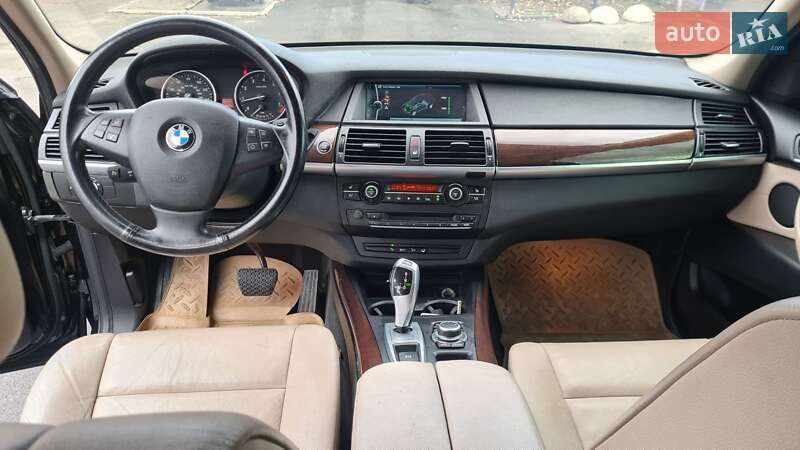 Внедорожник / Кроссовер BMW X5 2013 в Киеве