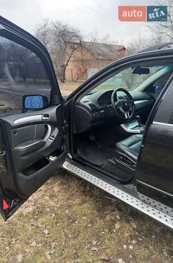 Внедорожник / Кроссовер BMW X5 2000 в 