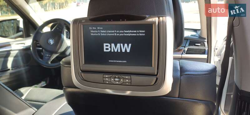 Внедорожник / Кроссовер BMW X5 2010 в Львове