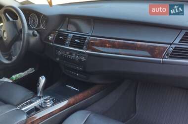 Внедорожник / Кроссовер BMW X5 2010 в Львове