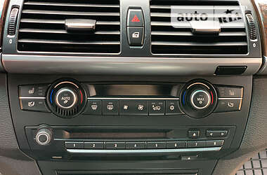 Позашляховик / Кросовер BMW X5 2007 в 