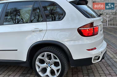 Внедорожник / Кроссовер BMW X5 2011 в 