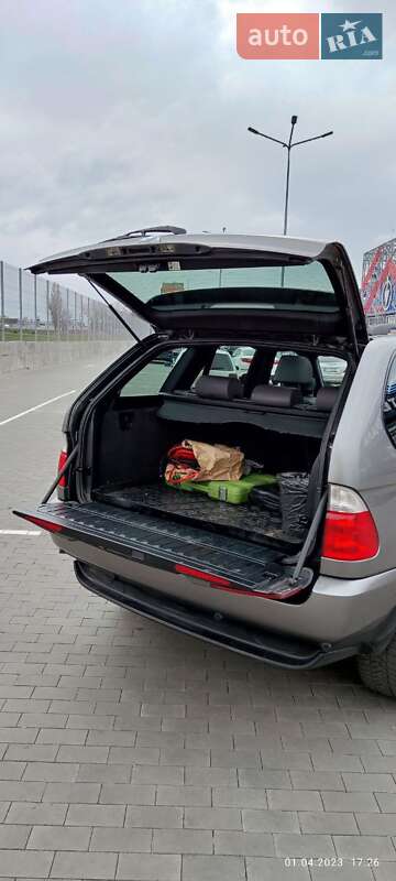 Внедорожник / Кроссовер BMW X5 2005 в Первомайске