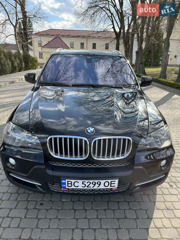 Позашляховик / Кросовер BMW X5 2008 в Острозі