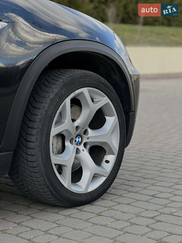 Позашляховик / Кросовер BMW X5 2008 в Острозі