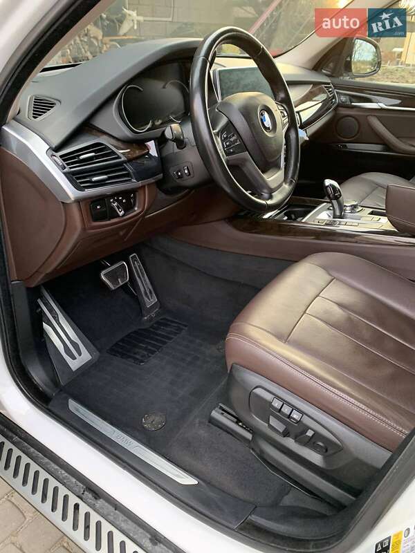 Внедорожник / Кроссовер BMW X5 2016 в Тернополе фото 3 Внедорожник / Кроссовер BMW X5 2016 в Тернополе