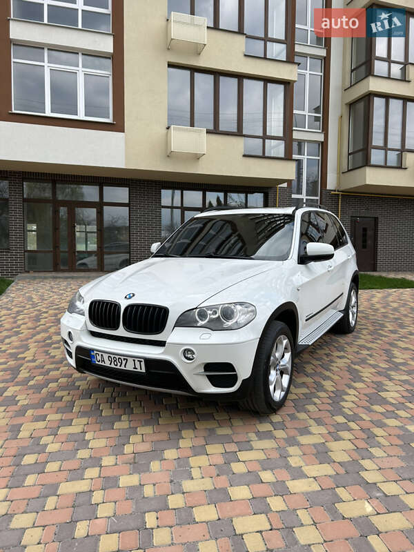 Внедорожник / Кроссовер BMW X5 2011 в Умани