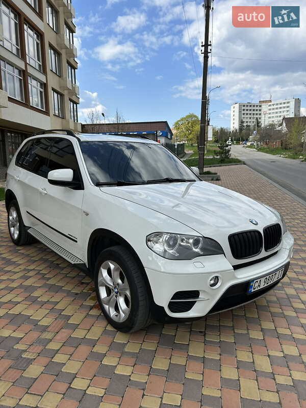 Внедорожник / Кроссовер BMW X5 2011 в Умани
