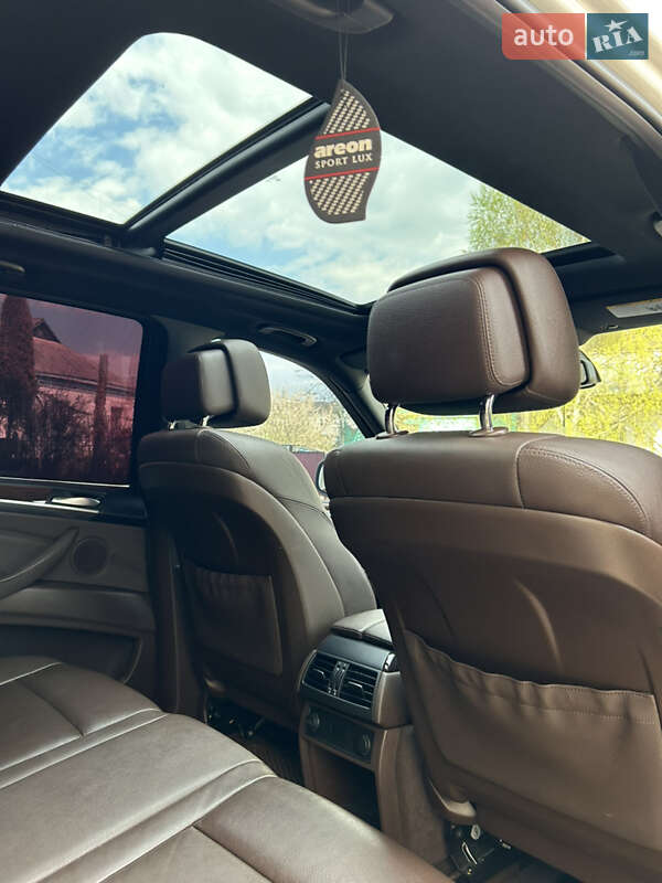 Внедорожник / Кроссовер BMW X5 2011 в Умани