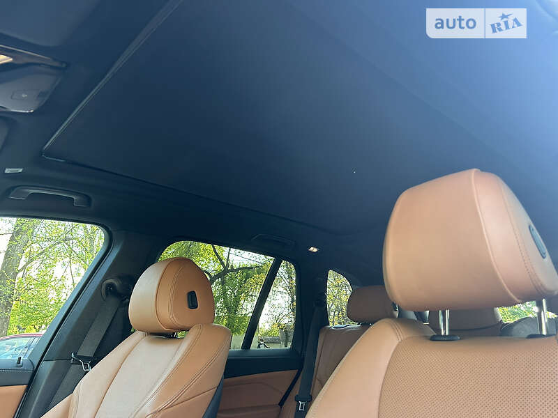 Позашляховик / Кросовер BMW X5 2019 в Ужгороді фото 13 Позашляховик / Кросовер BMW X5 2019 в Ужгороді