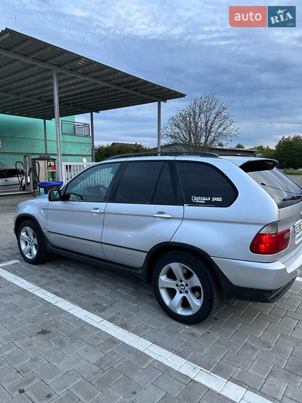 Внедорожник / Кроссовер BMW X5 2006 в Черновцах