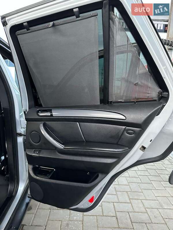 Внедорожник / Кроссовер BMW X5 2006 в Черновцах