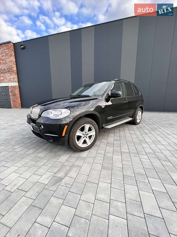 Внедорожник / Кроссовер BMW X5 2012 в Хмельницком