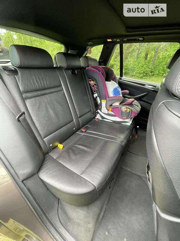 Позашляховик / Кросовер BMW X5 2011 в Сумах