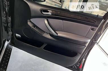 Внедорожник / Кроссовер BMW X5 2004 в Нововолынске