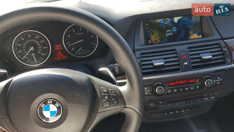 Позашляховик / Кросовер BMW X5 2013 в Івано-Франківську