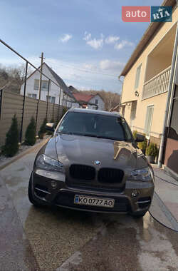 Внедорожник / Кроссовер BMW X5 2011 в Виноградове