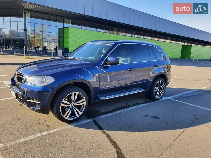 Внедорожник / Кроссовер BMW X5 2012 в 
