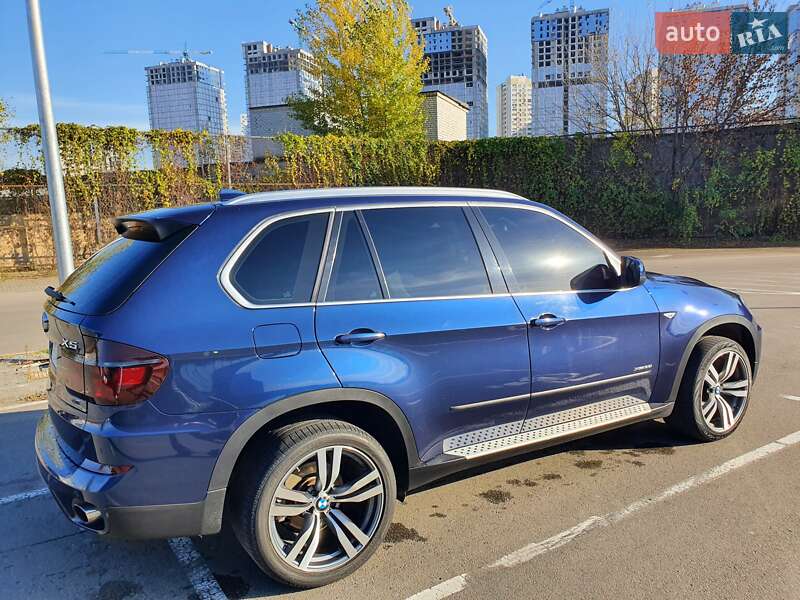 Внедорожник / Кроссовер BMW X5 2012 в Киеве