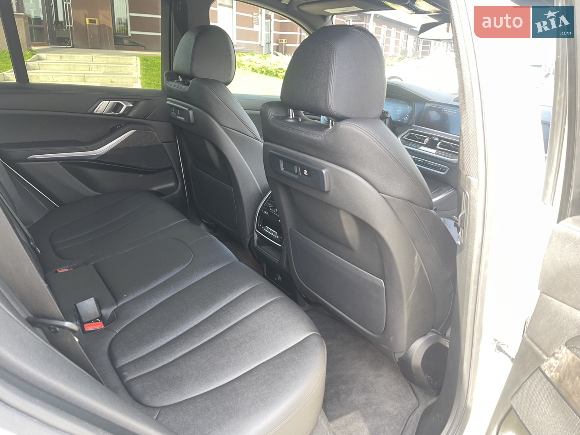 2021 BMW X5 - мініатюра 43