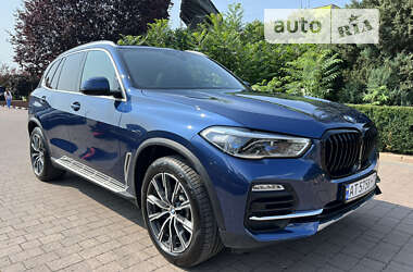 Позашляховик / Кросовер BMW X5 2019 в Івано-Франківську