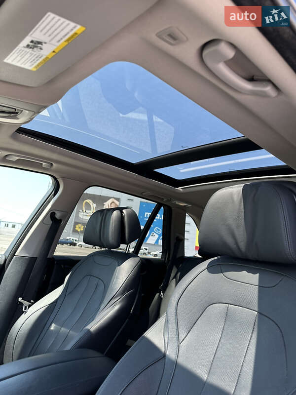 Внедорожник / Кроссовер BMW X5 2014 в Черновцах