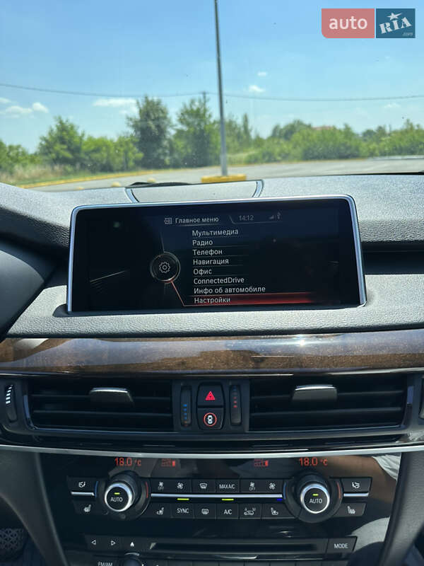 Внедорожник / Кроссовер BMW X5 2014 в Черновцах