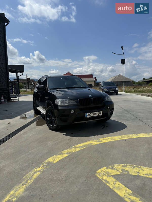 Позашляховик / Кросовер BMW X5 2012 в Львові