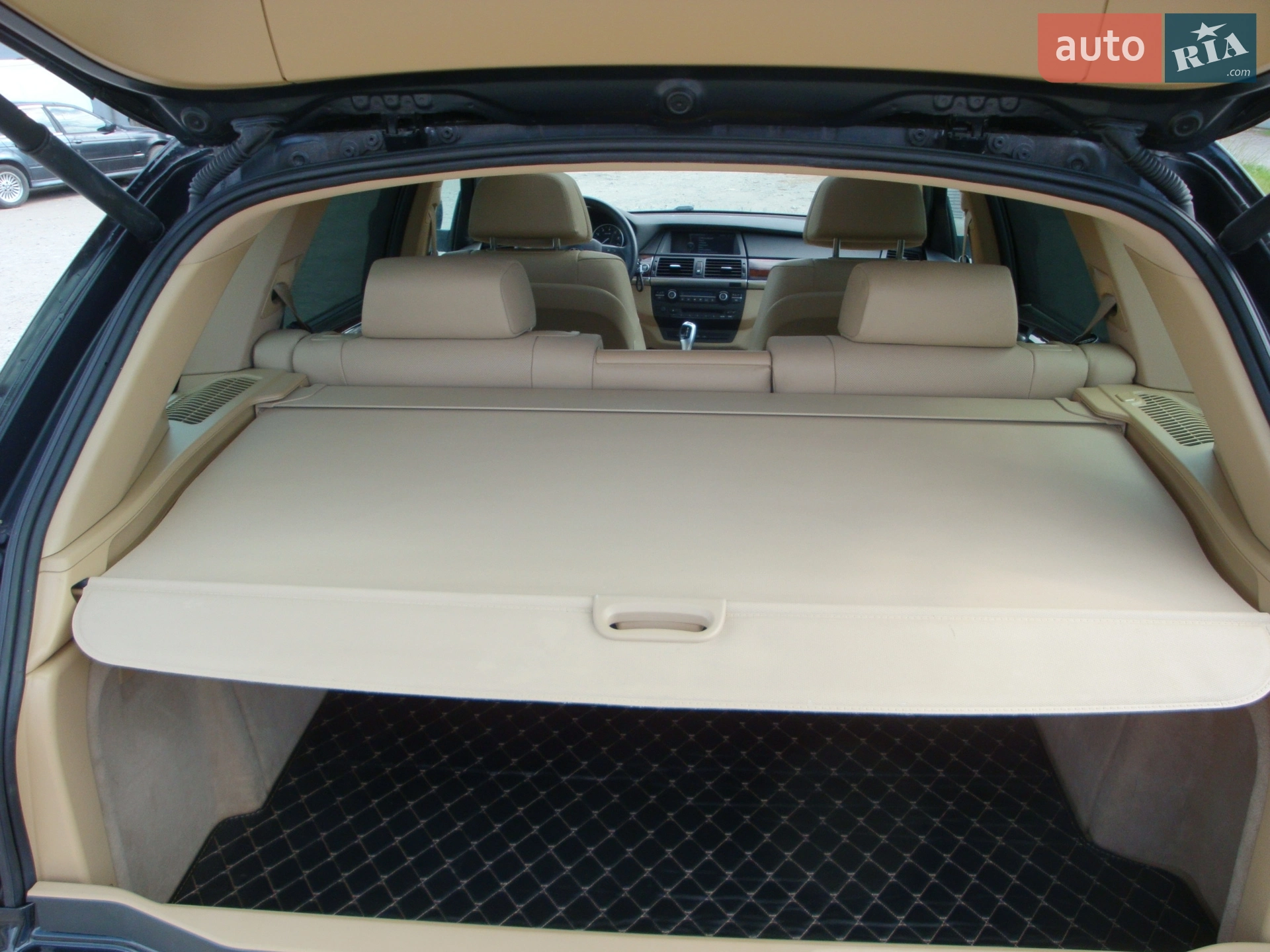 2011 BMW X5 - мініатюра 17