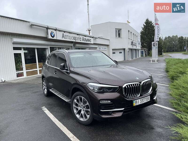 BMW X5 2019