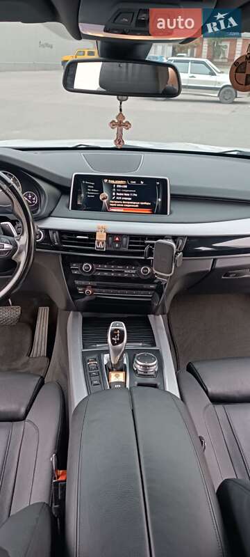 Позашляховик / Кросовер BMW X5 2015 в Києві