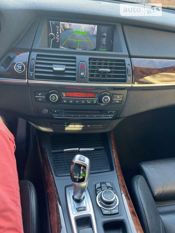 Позашляховик / Кросовер BMW X5 2011 в Луцьку