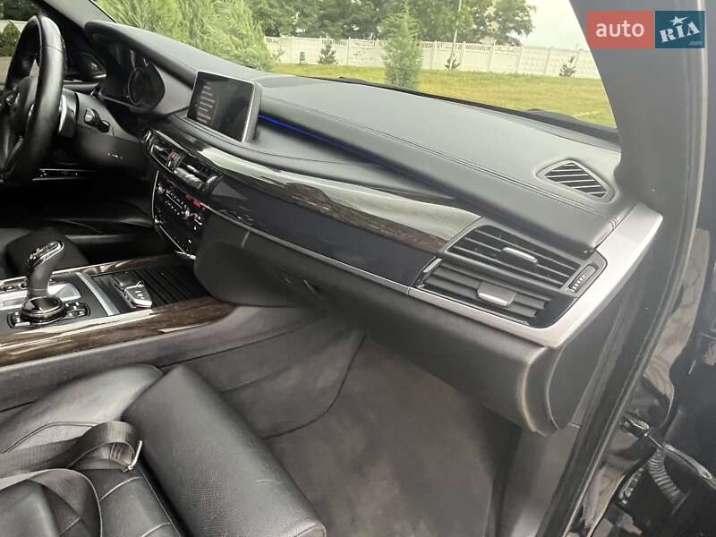 Внедорожник / Кроссовер BMW X5 2014 в Измаиле