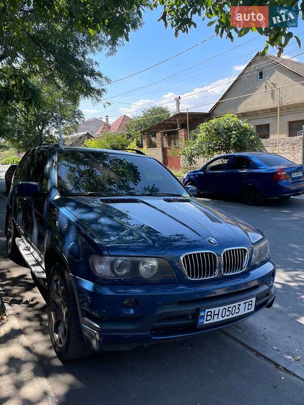 Внедорожник / Кроссовер BMW X5 2003 в Одессе