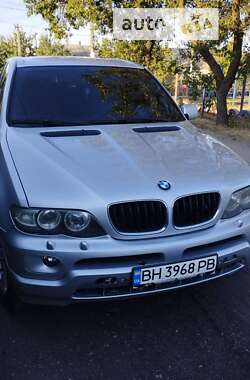 Внедорожник / Кроссовер BMW X5 2003 в Знаменке