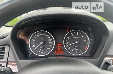 Позашляховик / Кросовер BMW X5 2011 в 