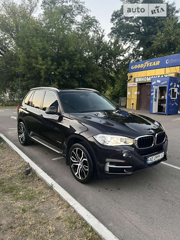 Позашляховик / Кросовер BMW X5 2015 в Дніпрі