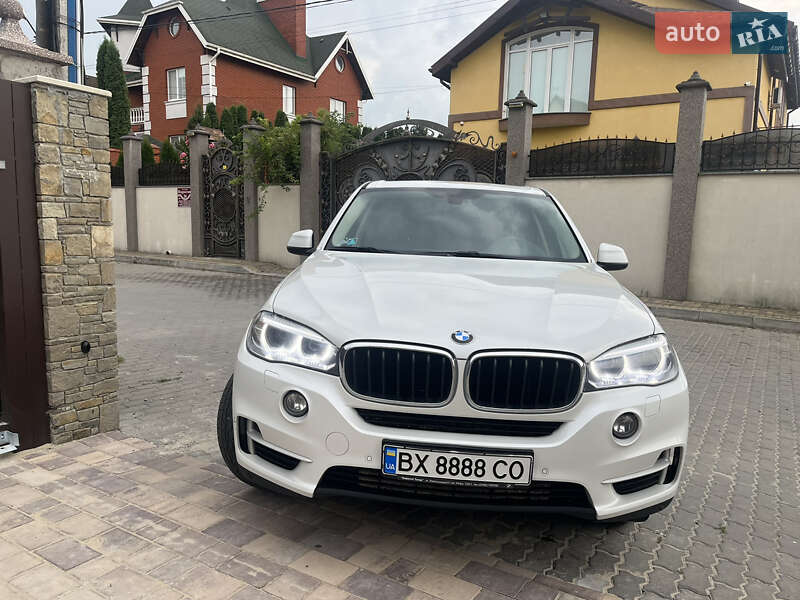 Внедорожник / Кроссовер BMW X5 2015 в 