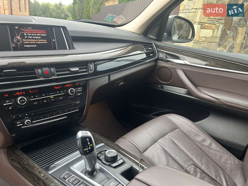 Позашляховик / Кросовер BMW X5 2015 в Хмельницькому