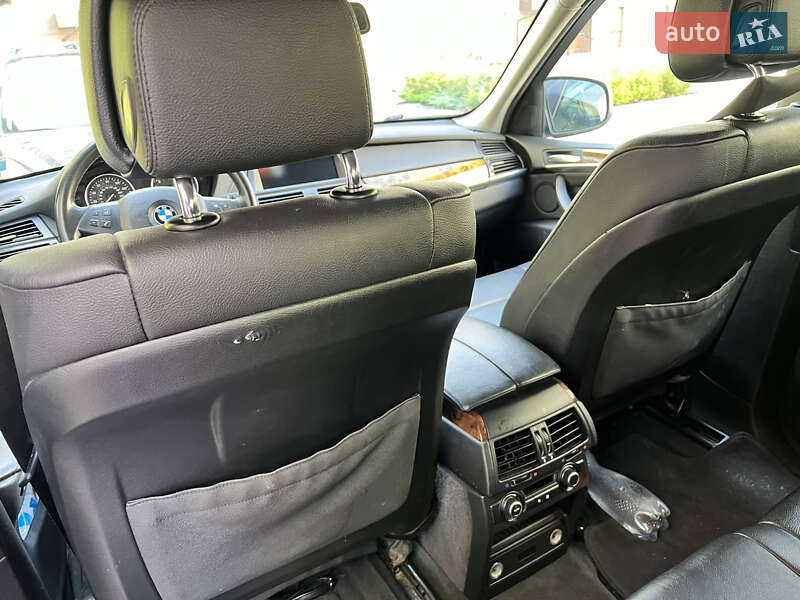 Позашляховик / Кросовер BMW X5 2011 в Києві
