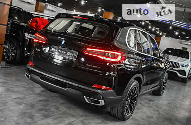 Внедорожник / Кроссовер BMW X5 2021 в 