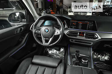 Внедорожник / Кроссовер BMW X5 2021 в 
