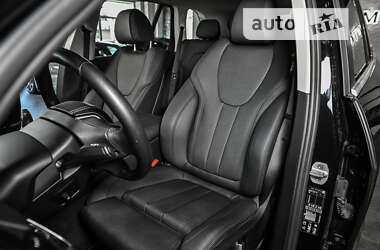 Внедорожник / Кроссовер BMW X5 2021 в 