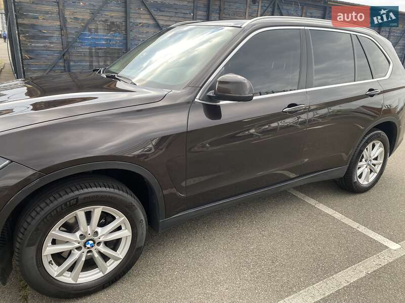Внедорожник / Кроссовер BMW X5 2015 в Киеве фото 10 Внедорожник / Кроссовер BMW X5 2015 в Киеве