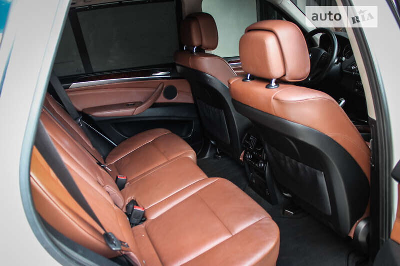 Позашляховик / Кросовер BMW X5 2013 в Одесі