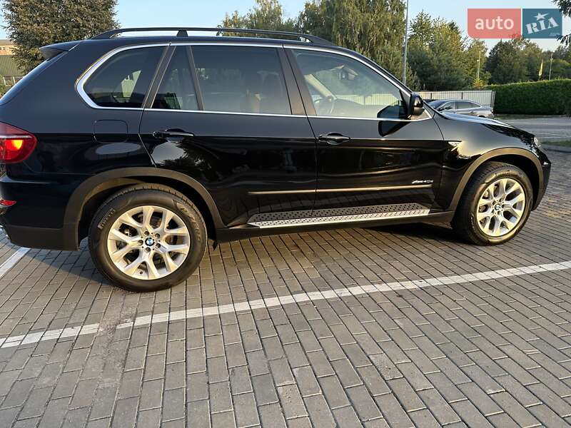 Позашляховик / Кросовер BMW X5 2012 в Луцьку