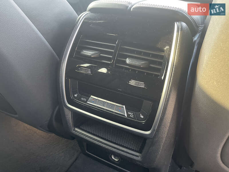 Внедорожник / Кроссовер BMW X5 2018 в Николаеве