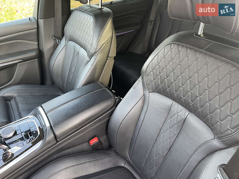 Внедорожник / Кроссовер BMW X5 2018 в Николаеве